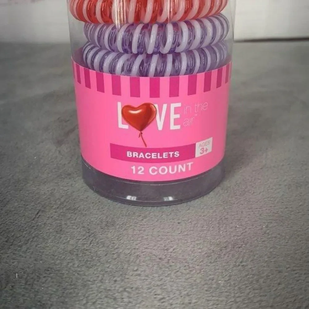 Love In The‎ Air 12 Count Cord Style Bracelets